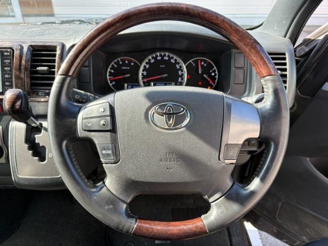 Toyota HIACE VAN 2019 8309212-12