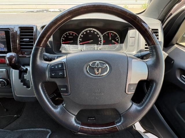 Toyota HIACE VAN 2019 8309213-11