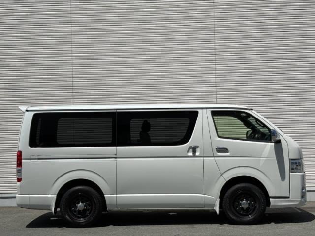 Toyota HIACE VAN 2019 8309213-17
