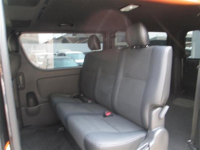 Toyota HIACE VAN 2024 8309214-4