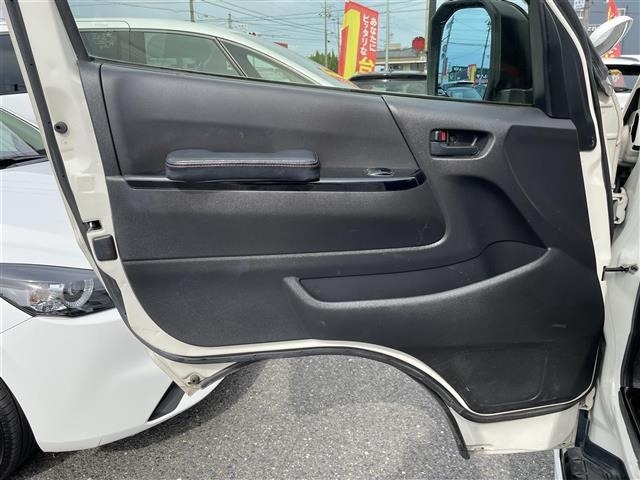 Toyota HIACE VAN 2014 8309215-18