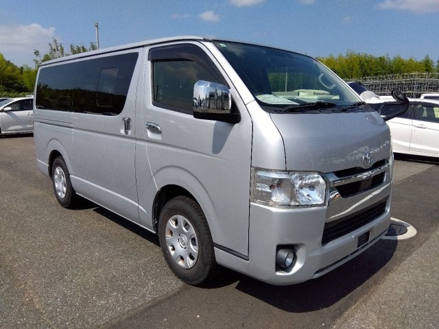 Toyota HIACE VAN 2021 8309718-0