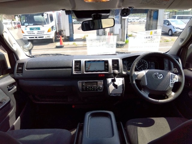 Toyota HIACE VAN 2021 8309718-1