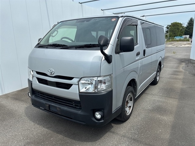 Toyota HIACE VAN 2021 8309835-10