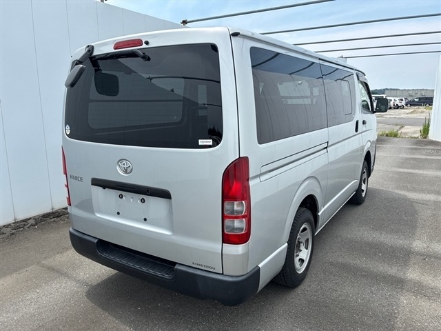 Toyota HIACE VAN 2021 8309835-9