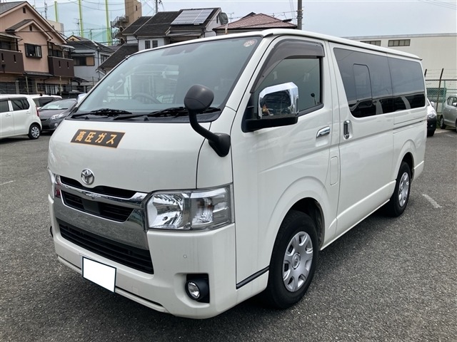 Toyota HIACE VAN 2021 8309848-10