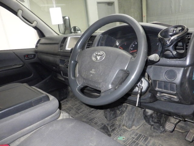 Toyota HIACE VAN 2014 8309863-3