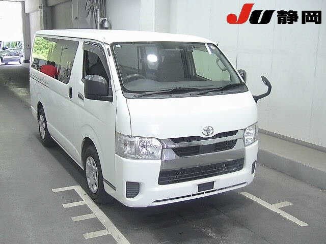 Toyota HIACE VAN 2020 8309872-0