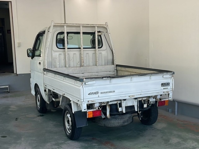 Daihatsu HIJET TRUCK 2004 8316844-1