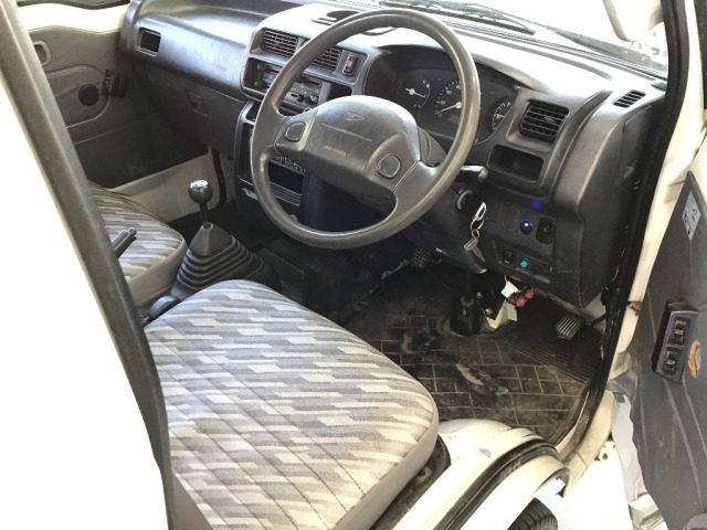 Daihatsu HIJET TRUCK 2004 8316844-5