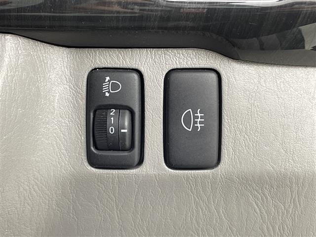 Toyota HILUX SURF 2008 8311604-10