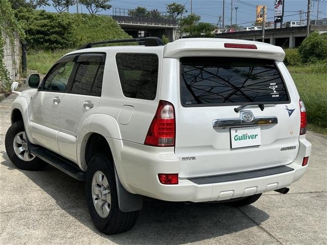 Toyota HILUX SURF 2005 8311605-1