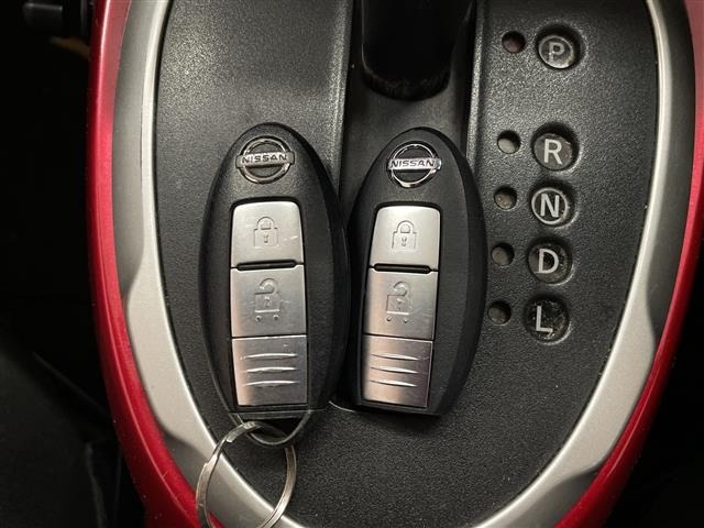 Nissan JUKE 2011 8318817-1