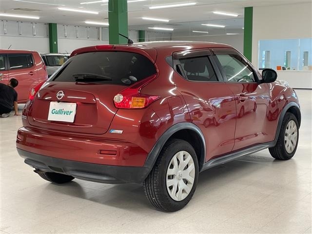 Nissan JUKE 2011 8318817-2