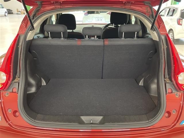Nissan JUKE 2011 8318817-7