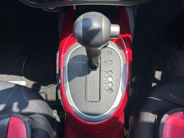 Nissan JUKE 2011 8318818-19