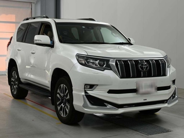 Toyota LAND CRUISER PRADO 2023 8320069-5