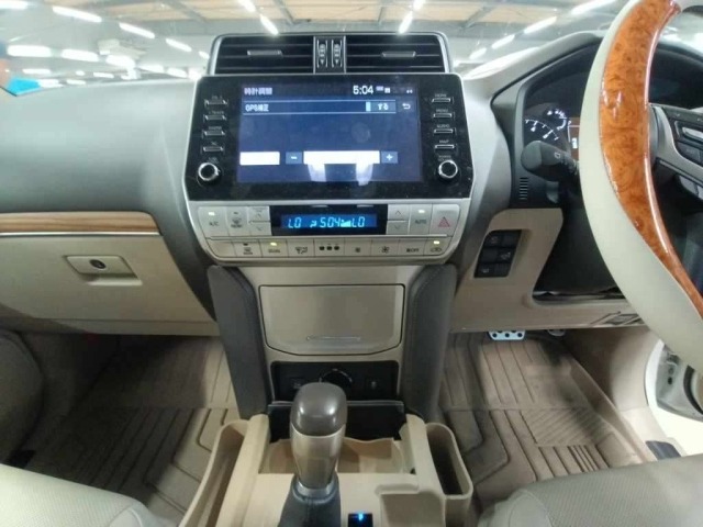 Toyota LAND CRUISER PRADO 2022 8320071-11