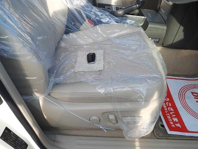 Toyota LAND CRUISER PRADO 2023 8320089-8