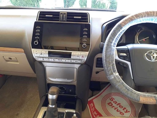 Toyota LAND CRUISER PRADO 2021 8320100-9