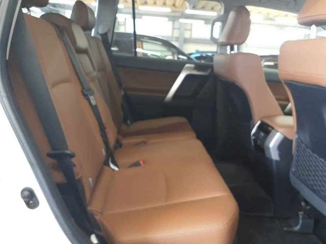 Toyota LAND CRUISER PRADO 2021 8320192-11