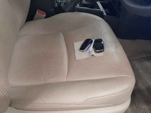 Toyota LAND CRUISER PRADO 2023 8320435-10