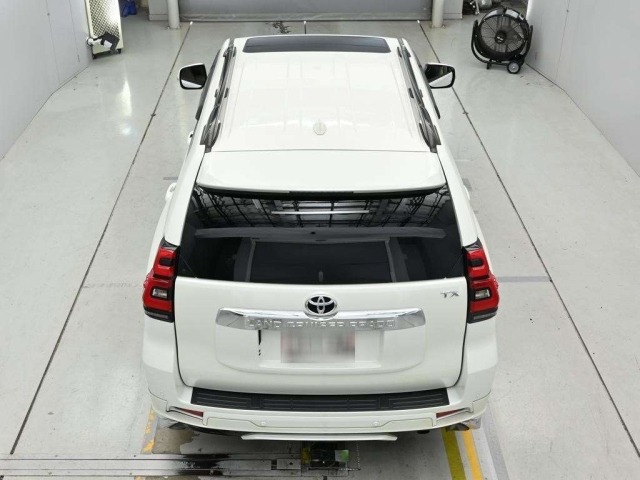 Toyota LAND CRUISER PRADO 2023 8320436-8