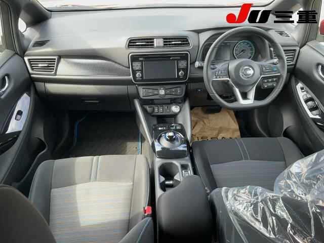 Nissan LEAF 2018 8312882-8