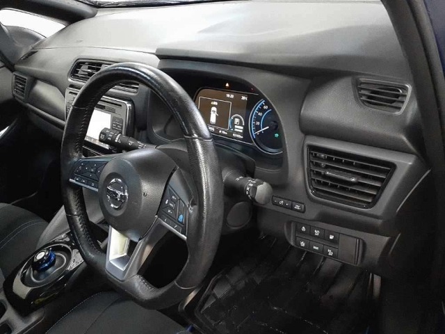 Nissan LEAF 2019 8312895-7
