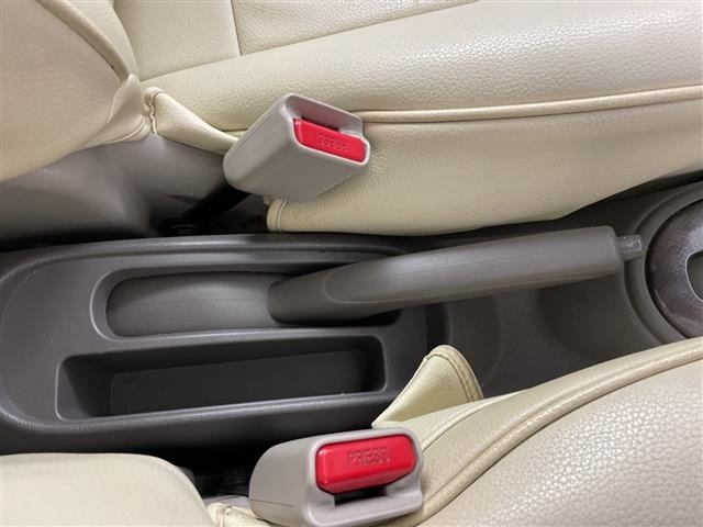 Nissan MARCH 2011 8322499-6