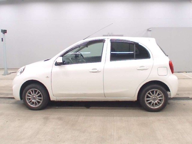 Nissan MARCH 2018 8322508-4