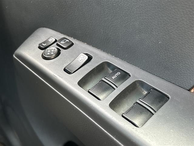 Nissan MOCO 2012 8323035-22
