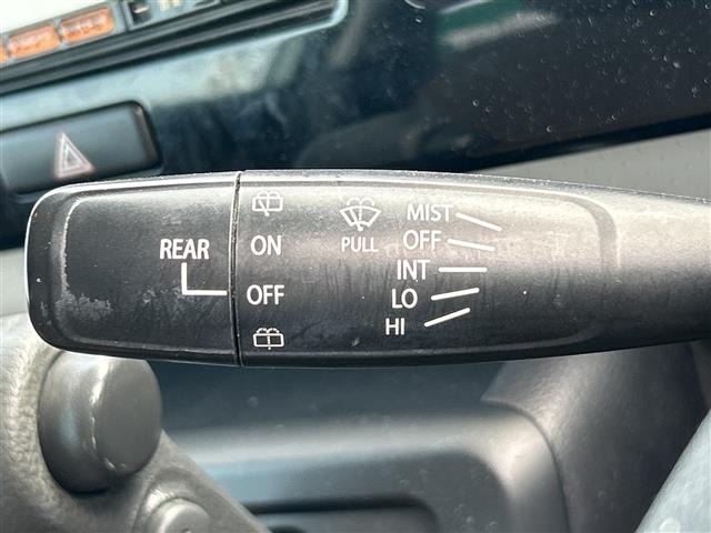 Nissan MOCO 2012 8323035-8