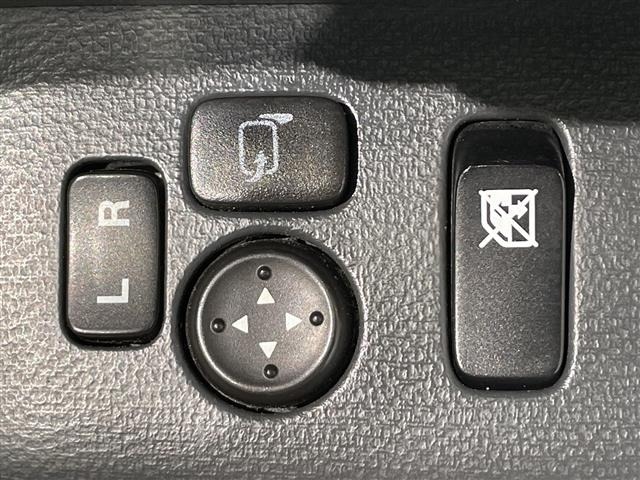 Nissan MOCO 2010 8323042-3