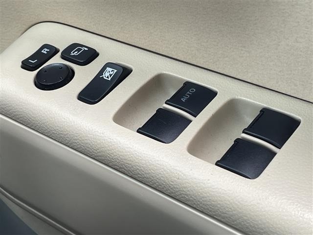 Nissan MOCO 2007 8323048-11
