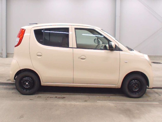 Nissan MOCO 2010 8323064-3