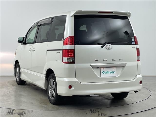 Toyota NOAH 2005 8309083-13