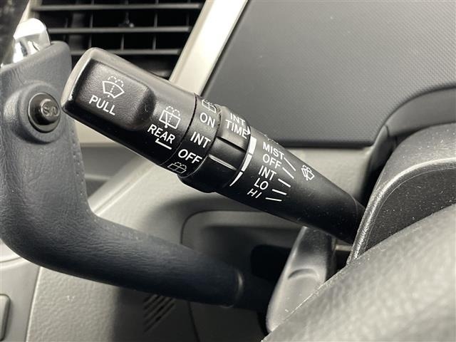 Toyota NOAH 2005 8309083-5