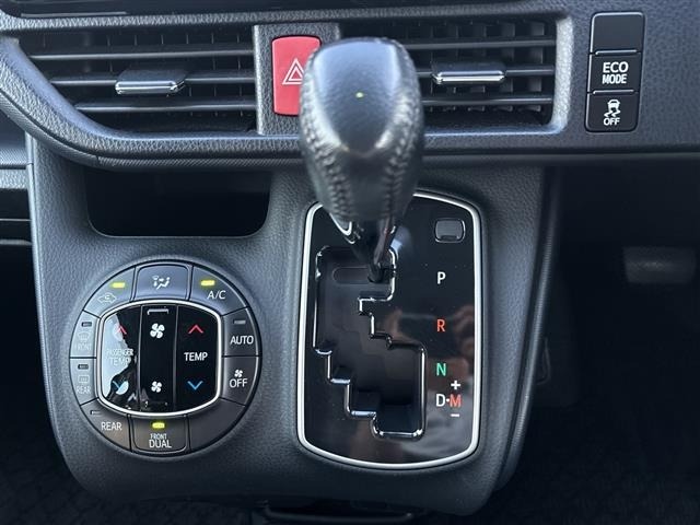 Toyota NOAH 2014 8309084-11