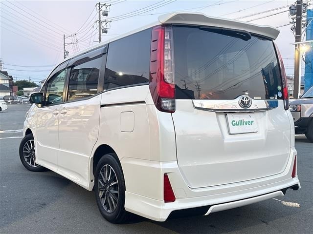 Toyota NOAH 2014 8309084-13