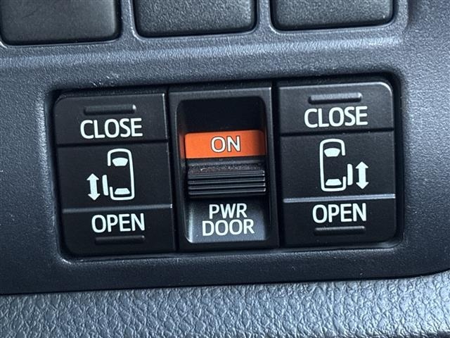 Toyota NOAH 2014 8309084-19