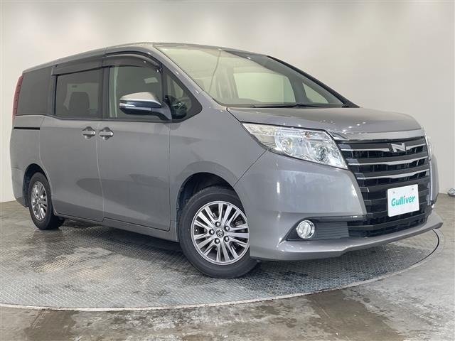 Toyota NOAH 2015 8309087-0