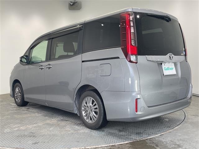 Toyota NOAH 2015 8309087-13