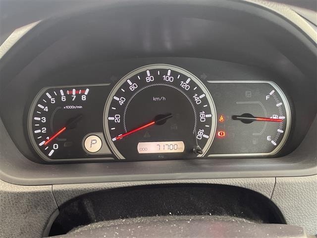Toyota NOAH 2015 8309087-3