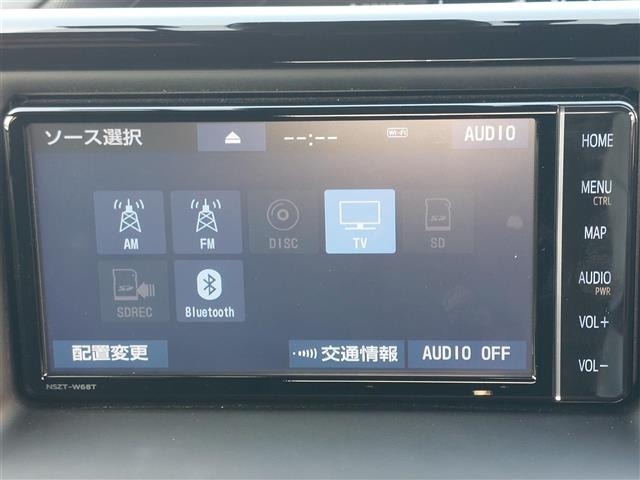 Toyota NOAH 2018 8309088-24