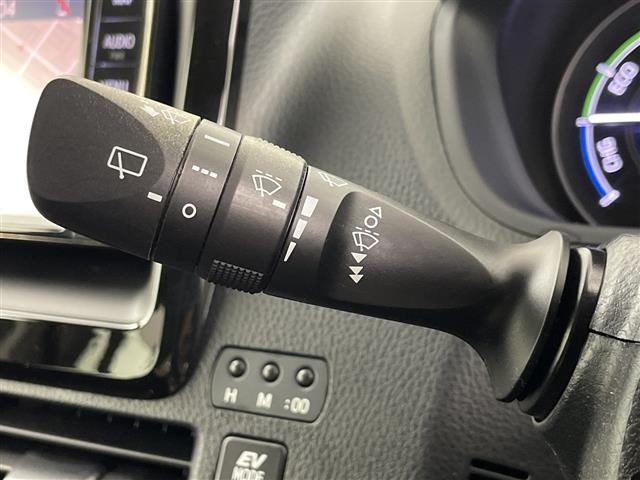 Toyota NOAH 2019 8309100-1