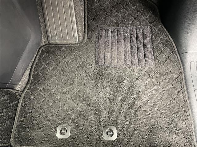 Toyota NOAH 2019 8309100-4