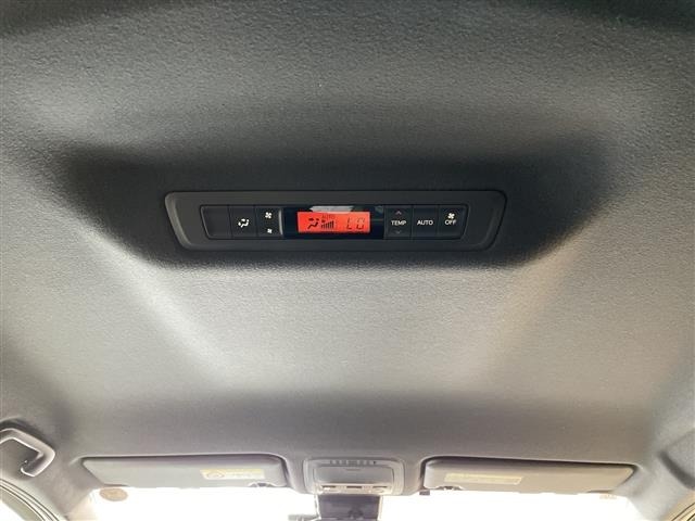 Toyota NOAH 2017 8309103-13