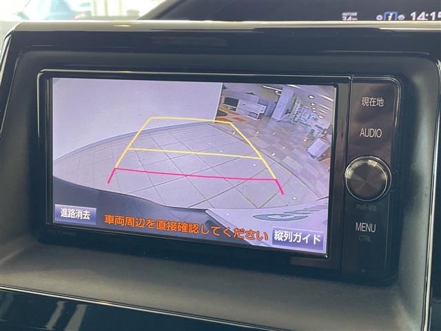 Toyota NOAH 2017 8309103-19