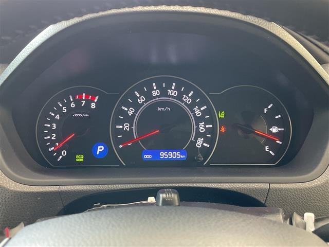 Toyota NOAH 2017 8309103-5